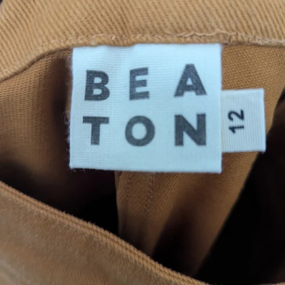 Beaton Linen Wide-Leg Flare Jeans in Mustard Brown - Picture 5 of 7